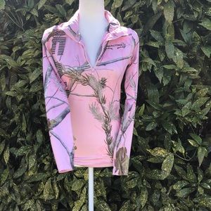 REALTREE Performance. 92% polyester 8% spandex